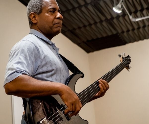 leary-bass-instructor